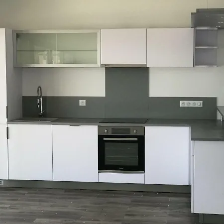 Capriona Apartment *