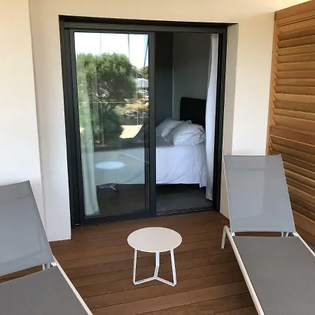 Capriona Apartment *