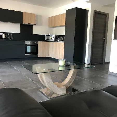 Capriona Porto Pollo