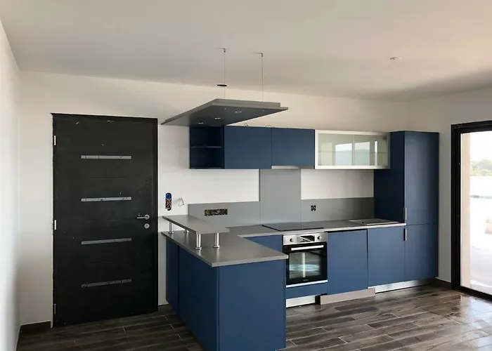 Capriona Porto-Pollo