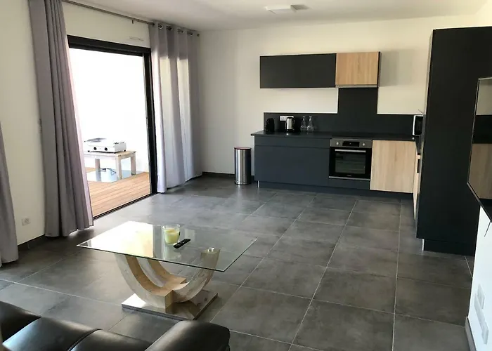 Capriona Porto-Pollo